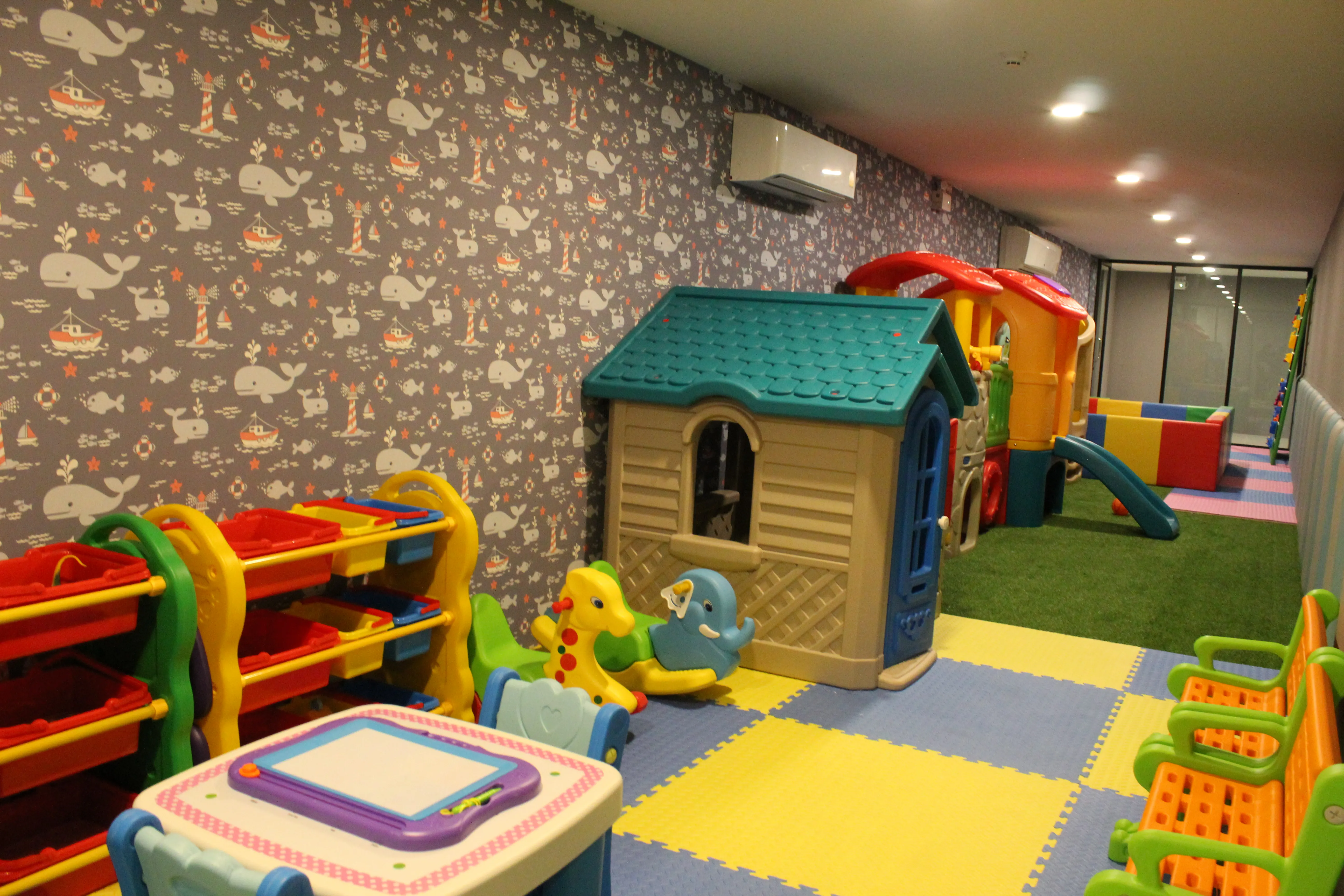 Panora (Mida Grande) Surin