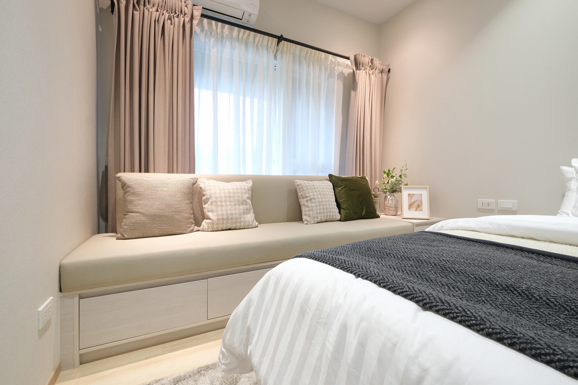 Rhom Bho Property PCL