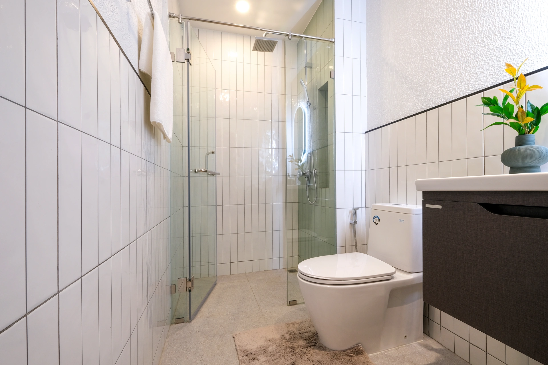 Rhom Bho Property PCL