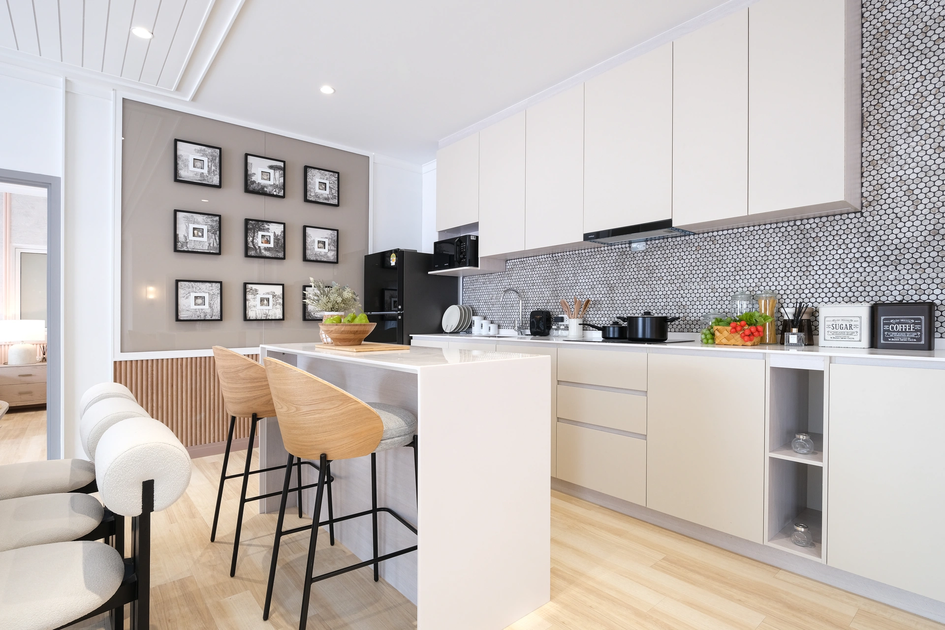 Rhom Bho Property PCL