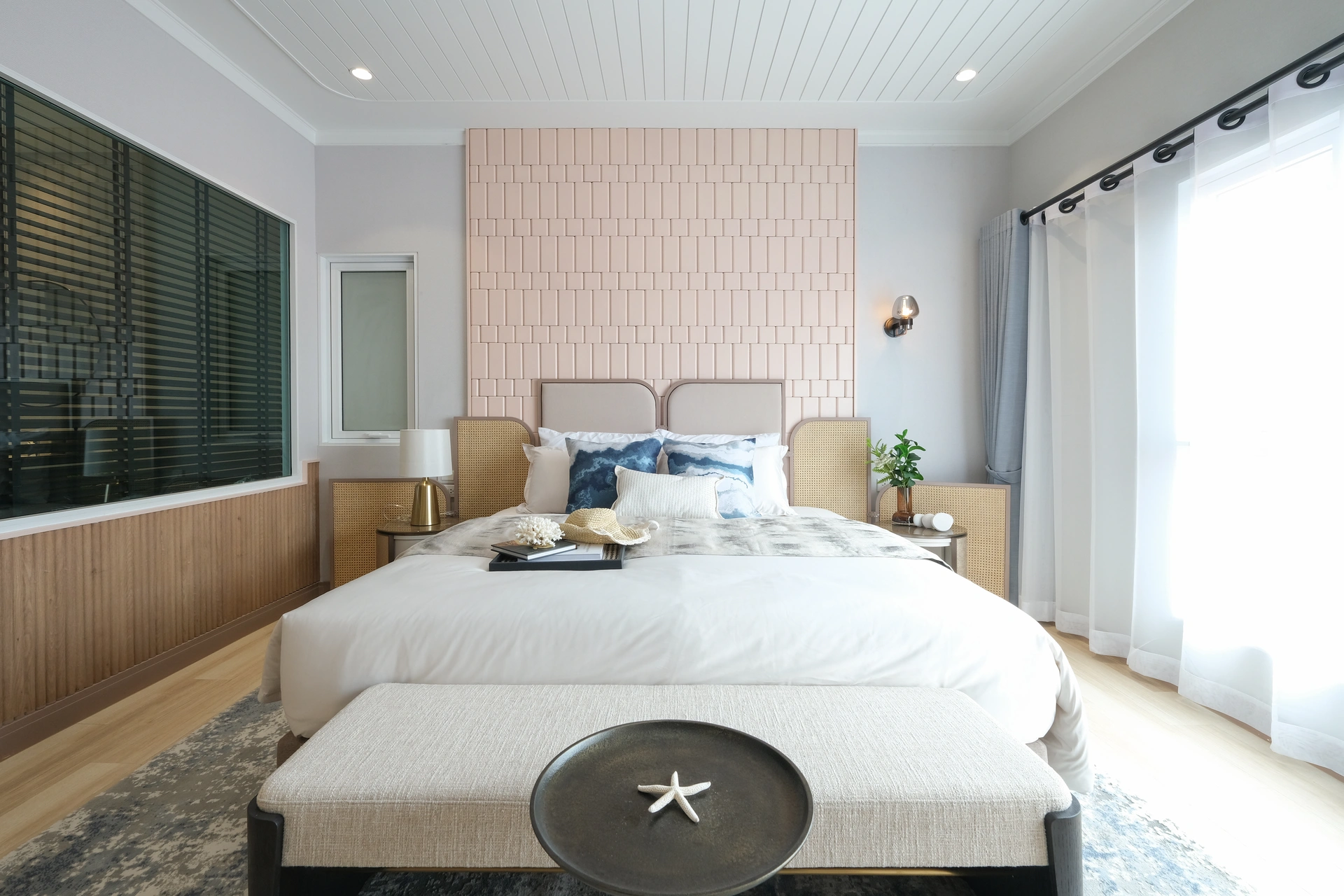 Rhom Bho Property PCL