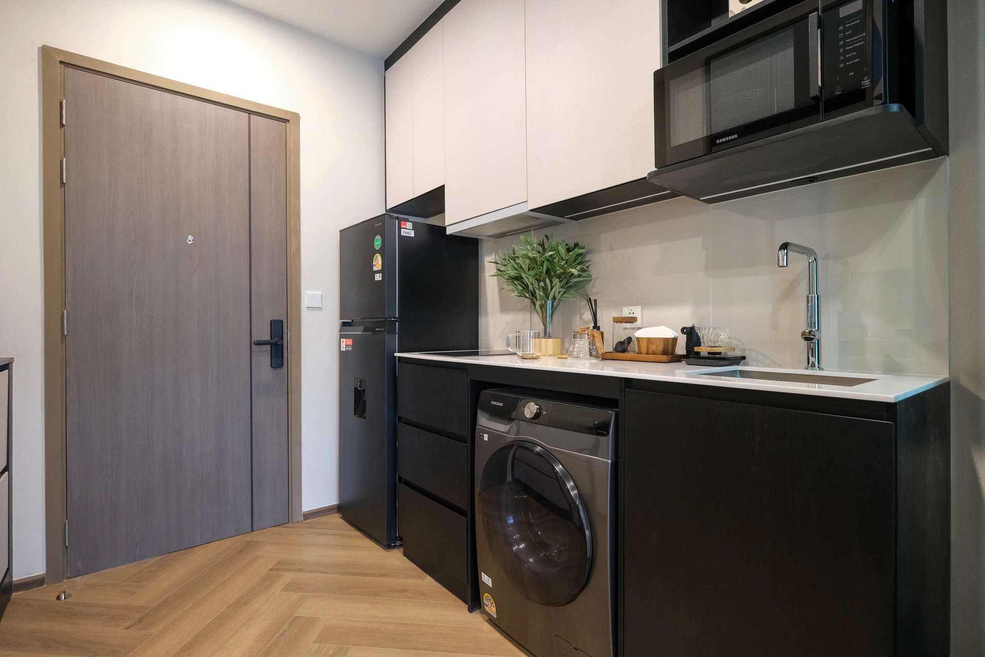 Rhom Bho Property PCL