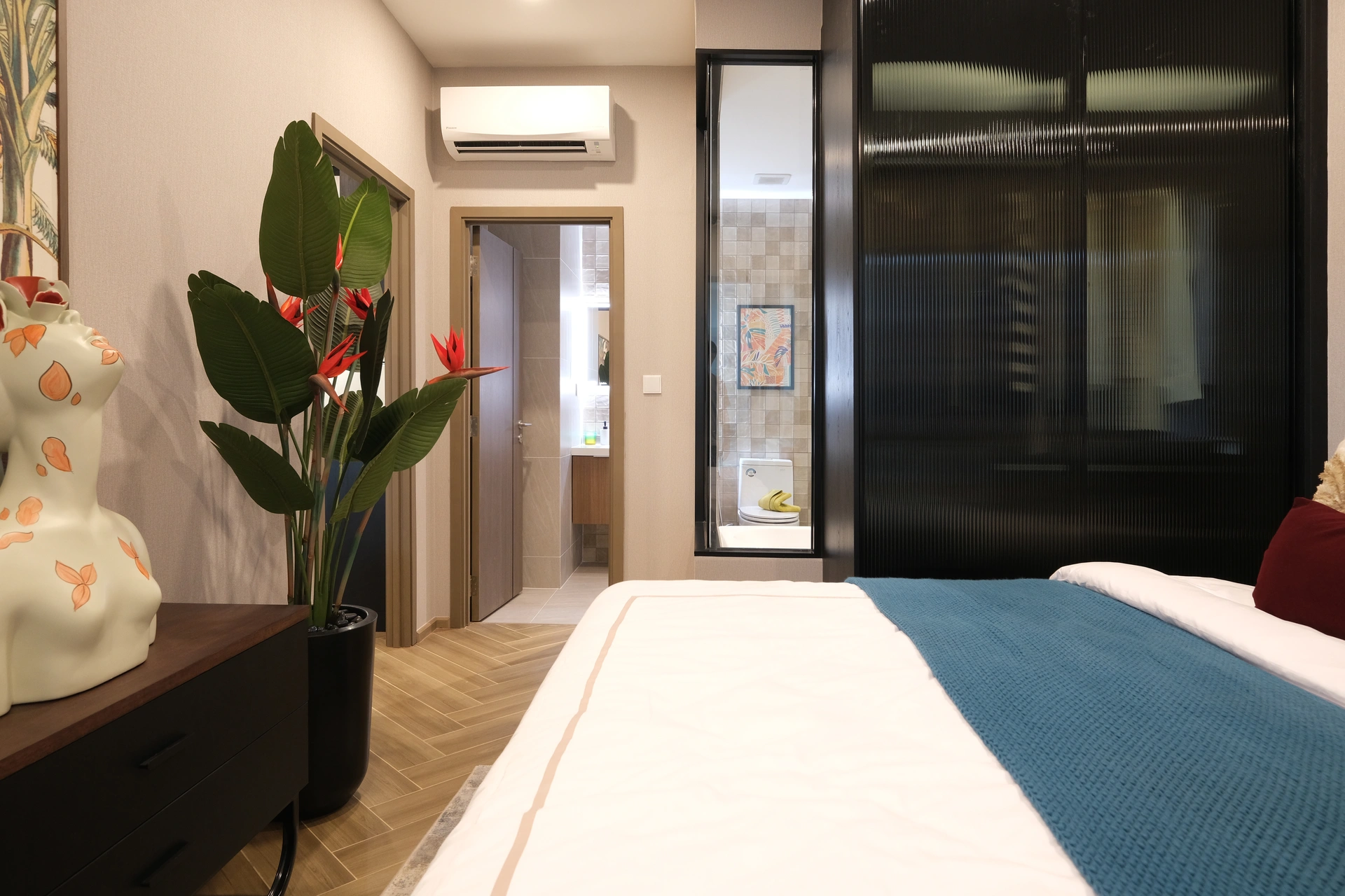 Rhom Bho Property PCL