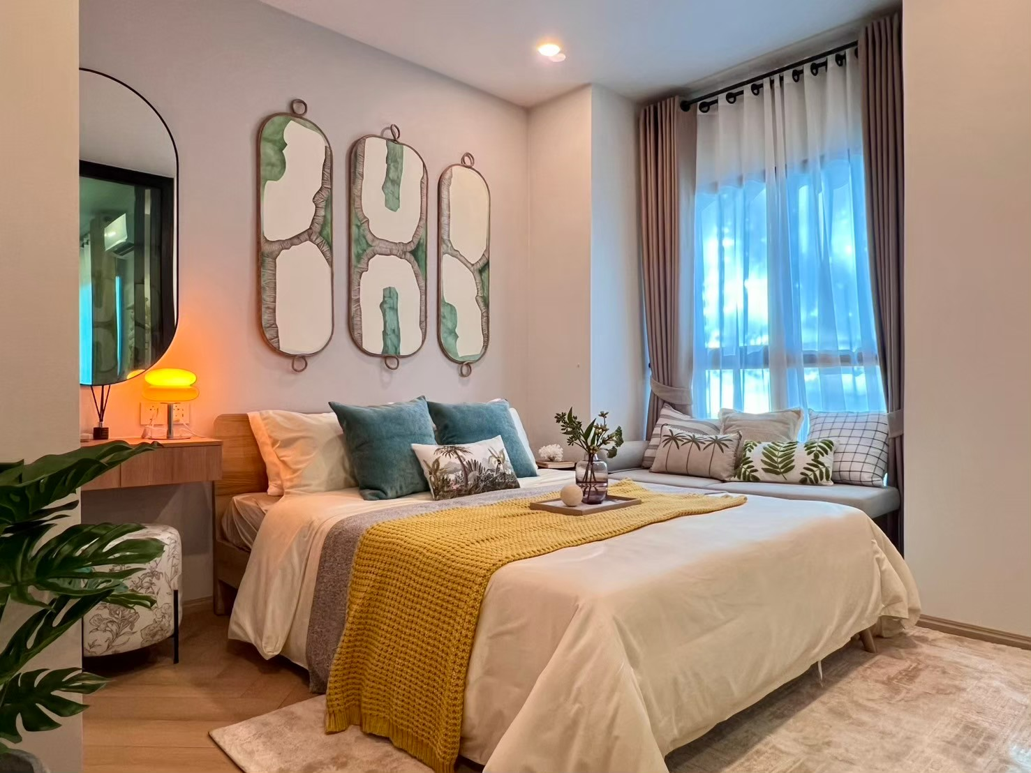 Rhom Bho Property PCL