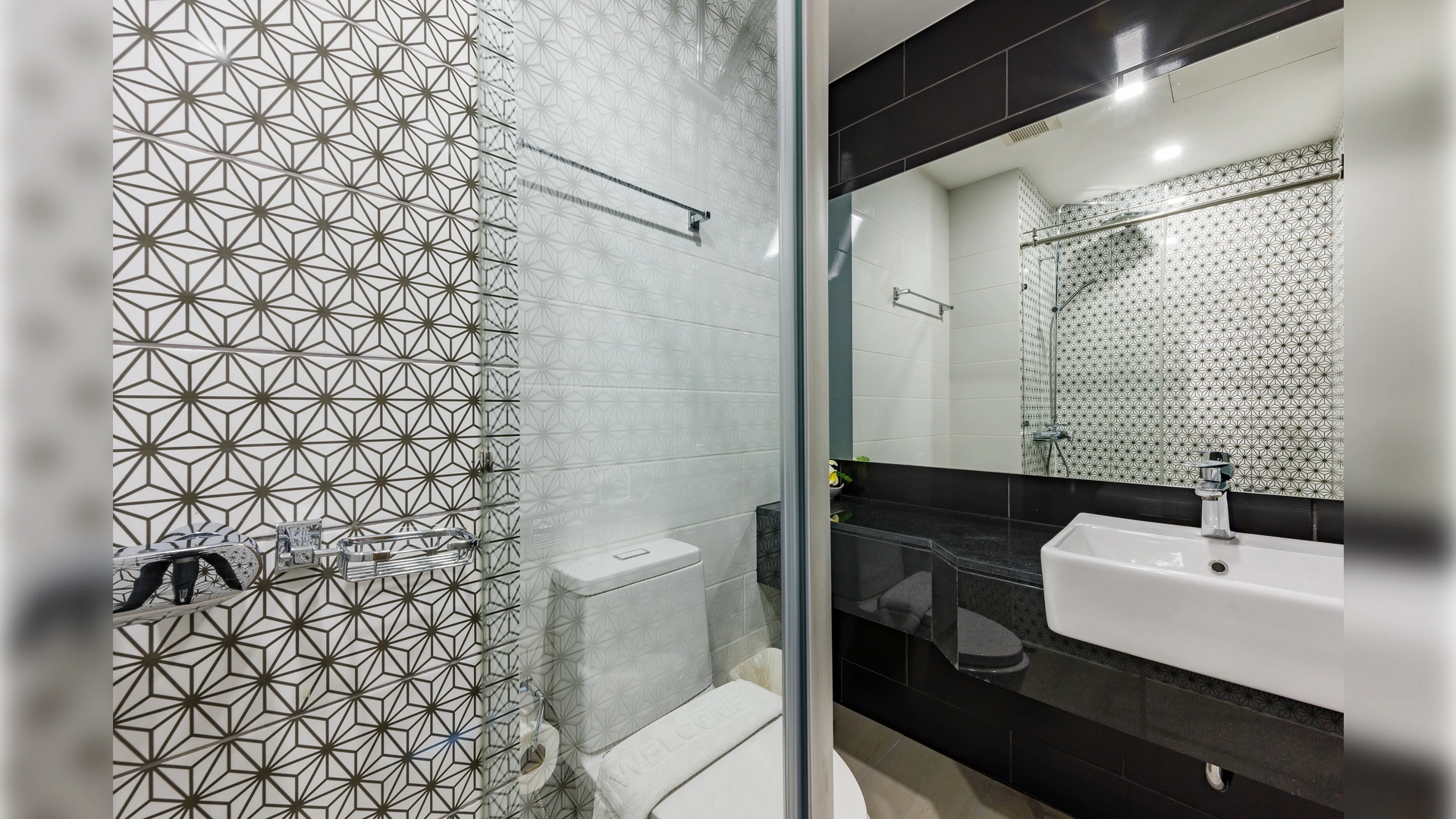 Phuket Sirinath Property