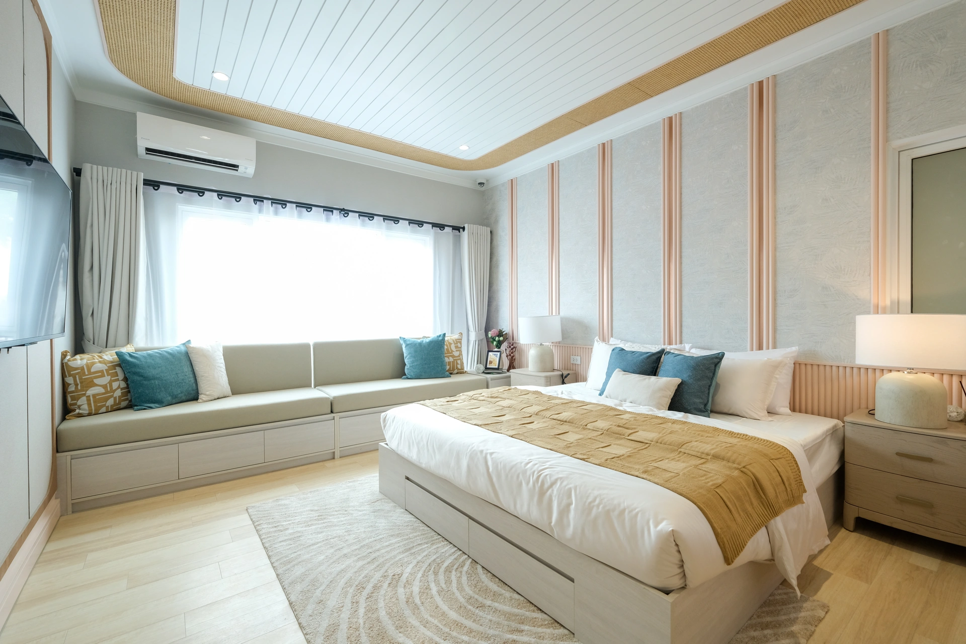 Rhom Bho Property PCL